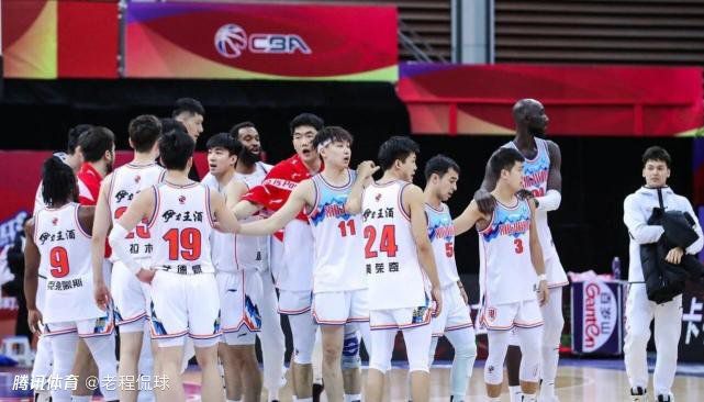 炮灰总被觊觎 东度日
