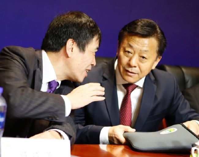 太硬了灬轻点灬嗯嗯灬美妇啊杨灵