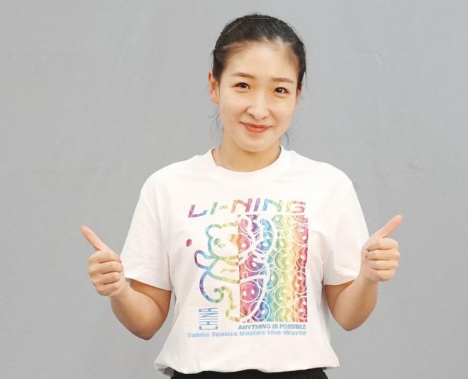 变成黑皮辣妹以后和朋友做了未删减版