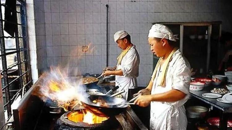如何找到当地的字母圈